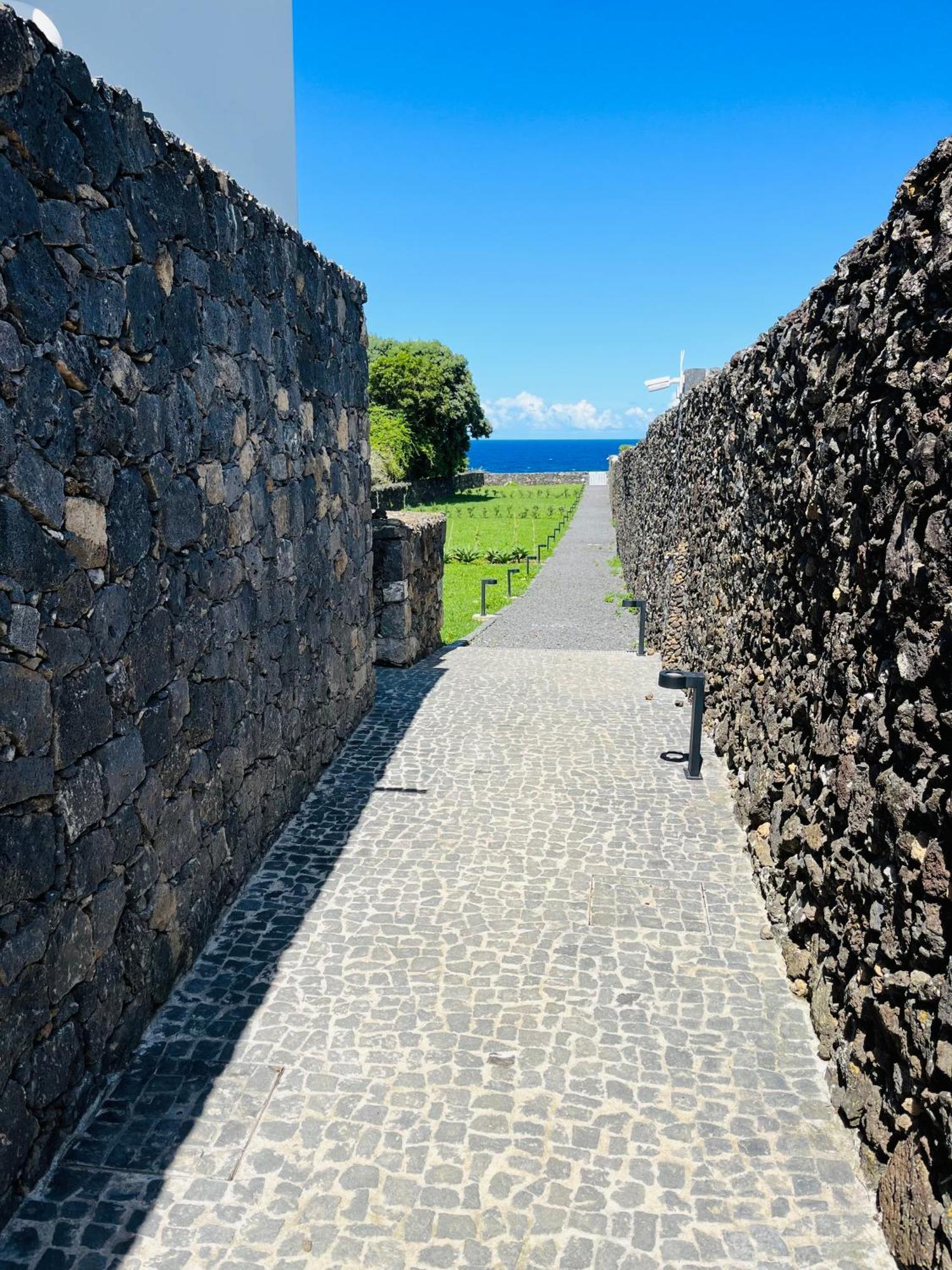 Entre Muros - Turismo Rural - Casa Com Jardim E Acesso Direto Ao Mar リベイラ・グランデ エクステリア 写真